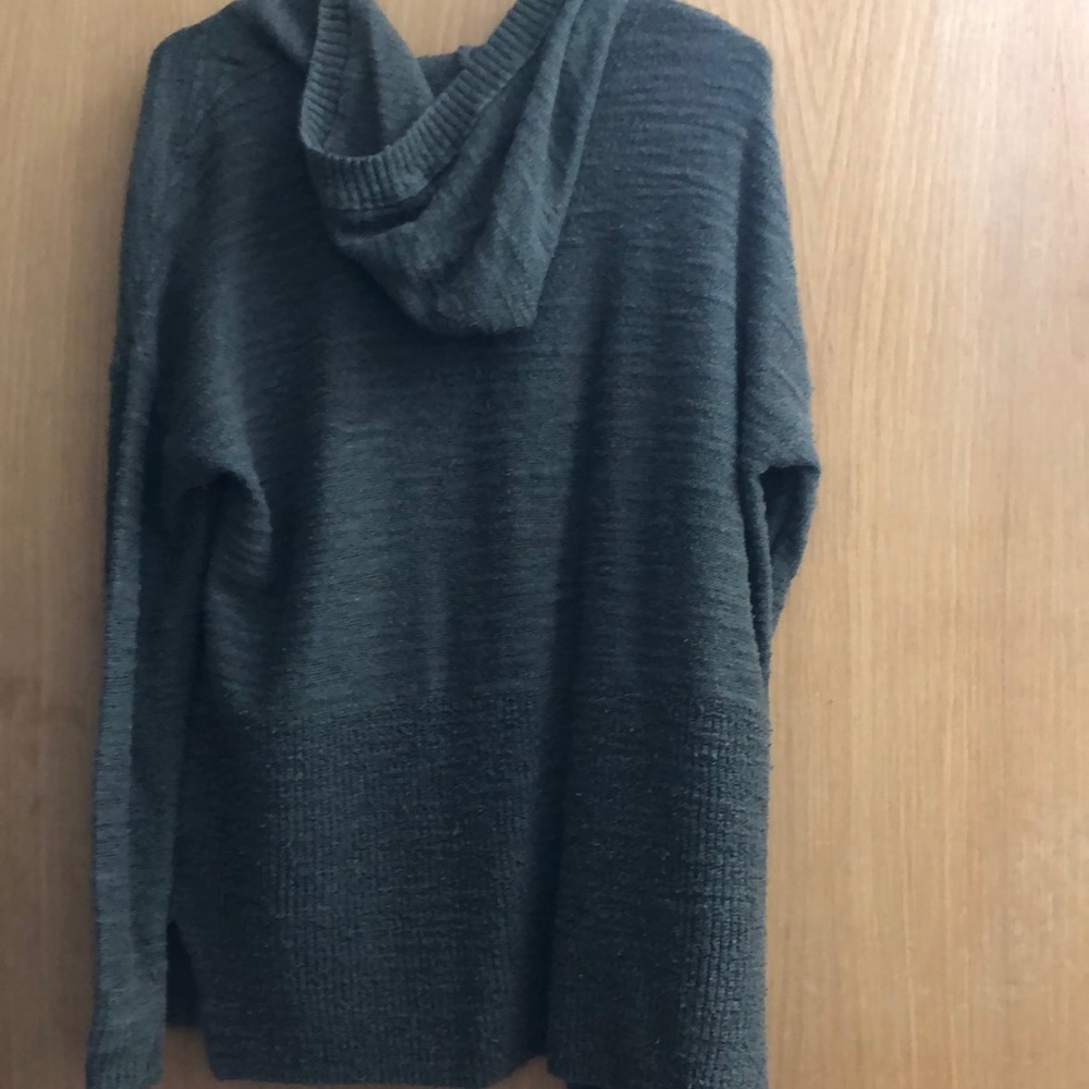 AEO Forrest green cardigan